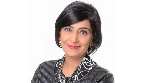 Esb bio headshot 2a mar 2019