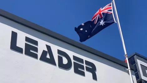 Pny leader 00
