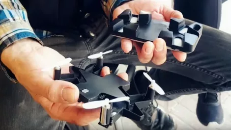 Selfie drone