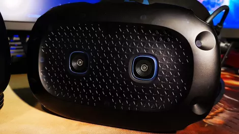 Vive cosmos external tracking faceplate 01