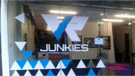Vr junkies